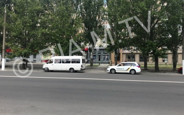 На проспекте 50-летия Победы полиция устроила погоню за маршруткой (ФОТО) Фото № 0 На проспекте 50-летия Победы полиция устроила погоню за маршруткой (ФОТО) Фото № 0