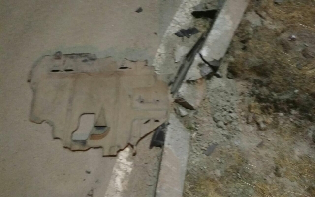 На Набережной магистрали ДТП: Водитель врезался в ограду и дерево (ФОТО) Фото № 1 На Набережной магистрали ДТП: Водитель врезался в ограду и дерево (ФОТО) Фото № 1