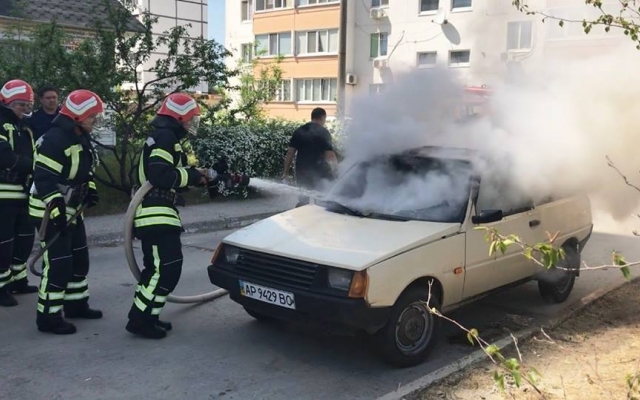 Под Запорожьем сгорел автомобиль (ФОТО) Фото № 0 Под Запорожьем сгорел автомобиль (ФОТО) Фото № 0
