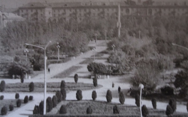 В сети опубликовали исторические фото площади Маяковского Фото № 2 В сети опубликовали исторические фото площади Маяковского Фото № 2