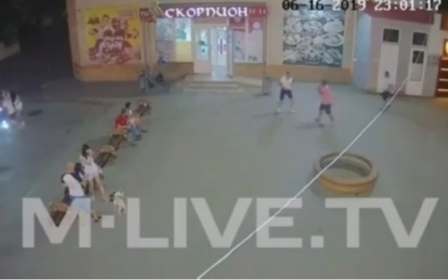 В Запорожской области перед камерами избивали парня (ВИДЕО) Фото № 0 В Запорожской области перед камерами избивали парня (ВИДЕО) Фото № 0