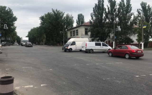 Виновник ночного ДТП нанес убытков на 100 тысяч гривен (ФОТО) Фото № 0 Виновник ночного ДТП нанес убытков на 100 тысяч гривен (ФОТО) Фото № 0