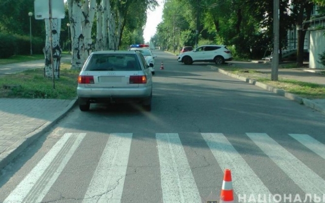 В Запорожье автомобиль В Запорожье автомобиль