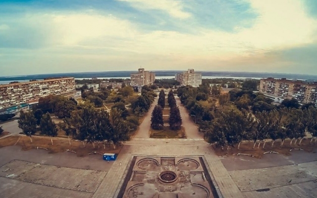 Запорожцы возмущены состоянием главной площади города после празднования Дня Независимости (ФОТО) Фото № 1 Запорожцы возмущены состоянием главной площади города после празднования Дня Независимости (ФОТО) Фото № 1