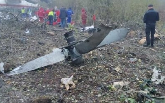 В Запорожье простятся с пилотом, погибшем в крушении самолета под Львовом (ФОТО) Фото № 1 В Запорожье простятся с пилотом, погибшем в крушении самолета под Львовом (ФОТО) Фото № 1