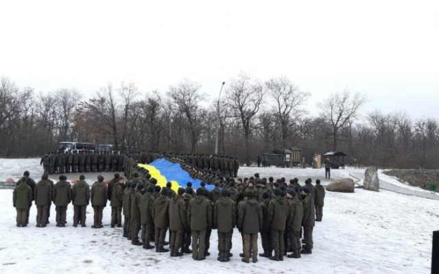 Военнослужащие организовали флешмоб в поддержку моряков (ВИДЕО) Фото № 0 Военнослужащие организовали флешмоб в поддержку моряков (ВИДЕО) Фото № 0
