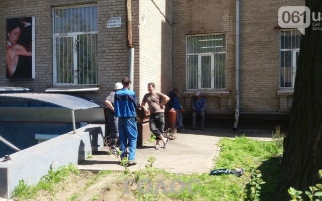 Правоохранители воюют с популярным запорожским кафе Фото № 5 Правоохранители воюют с популярным запорожским кафе Фото № 5