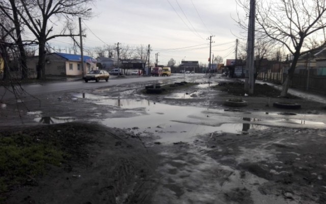 Дорога в школу вызывает шок. ФОТО Фото № 5 Дорога в школу вызывает шок. ФОТО Фото № 5