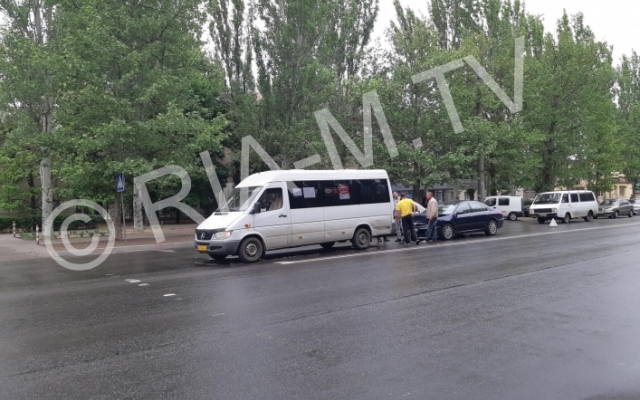 ДТП на пр. 50 лет Победы: в аварию попала маршрутка (ФОТО) Фото № 0 ДТП на пр. 50 лет Победы: в аварию попала маршрутка (ФОТО) Фото № 0