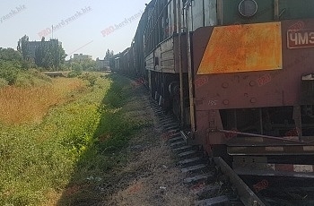 Под Запорожьем поезд сбил мужчину (ФОТО) Фото № 1 Под Запорожьем поезд сбил мужчину (ФОТО) Фото № 1