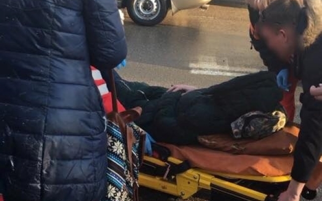 ДТП в центре Запорожья: Джип сбил двоих студенток (ФОТО) Фото № 3 ДТП в центре Запорожья: Джип сбил двоих студенток (ФОТО) Фото № 3
