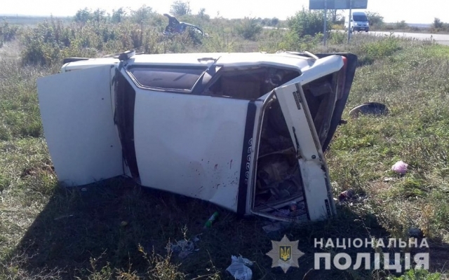 Под Запорожьем ДТП: Пострадали 3 человека (ФОТО) Фото № 2 Под Запорожьем ДТП: Пострадали 3 человека (ФОТО) Фото № 2