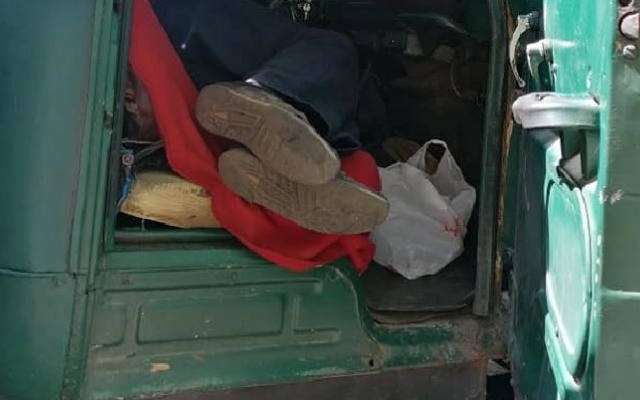Курьезы: Пока вода била ключом на аварийном участке, коммунальщик сладко спал (ФОТО) Фото № 1 Курьезы: Пока вода била ключом на аварийном участке, коммунальщик сладко спал (ФОТО) Фото № 1