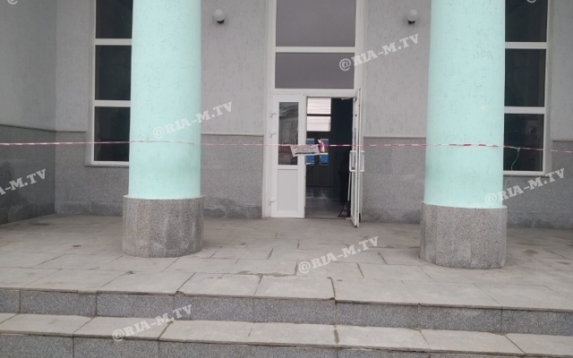 Фотофакт: В Запорожской области посреди зимы начали ремонт железнодорожного вокзала Фото № 4 Фотофакт: В Запорожской области посреди зимы начали ремонт железнодорожного вокзала Фото № 4