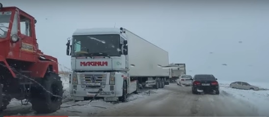 Из-за непогоды на запорожской дороге крупная пробка Фото № 0 Из-за непогоды на запорожской дороге крупная пробка Фото № 0