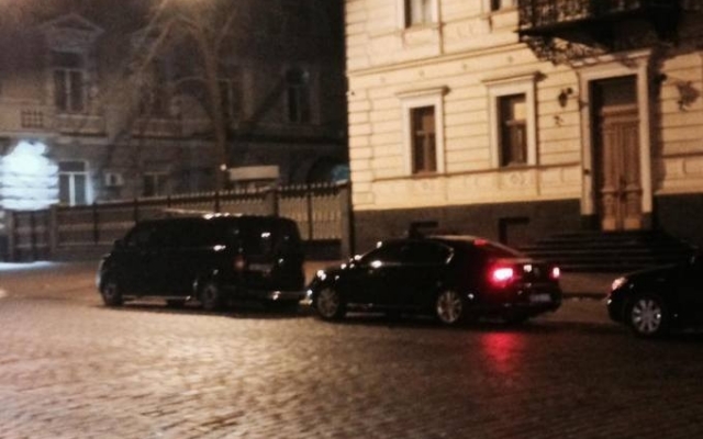 Что делал Порошенко ночью в СБУ Фото № 2 Что делал Порошенко ночью в СБУ Фото № 2