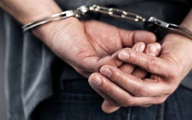 В Запорожье средь бела дня стреляли в мужчину Фото № 0 В Запорожье средь бела дня стреляли в мужчину Фото № 0