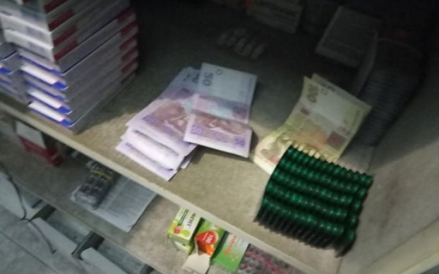 Запорожскую аптеку подозревают в продаже наркотиков Фото № 1 Запорожскую аптеку подозревают в продаже наркотиков Фото № 1