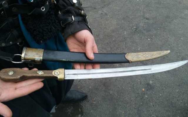Полиция задержала странного запорожца (ФОТО) Фото № 0 Полиция задержала странного запорожца (ФОТО) Фото № 0