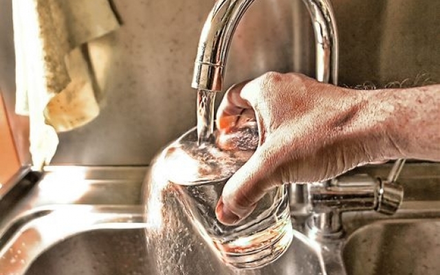 Питьевая вода на курортах Бердянска оказалась сомнительного качества Фото № 0 Питьевая вода на курортах Бердянска оказалась сомнительного качества Фото № 0