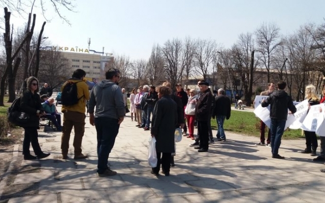 Сегодня в Запорожье снова прошел митинг (ФОТО) Фото № 12 Сегодня в Запорожье снова прошел митинг (ФОТО) Фото № 12