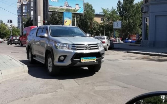 Под Запорожьем заметили автомобиль с уникальным номером (ФОТО) Фото № 0 Под Запорожьем заметили автомобиль с уникальным номером (ФОТО) Фото № 0