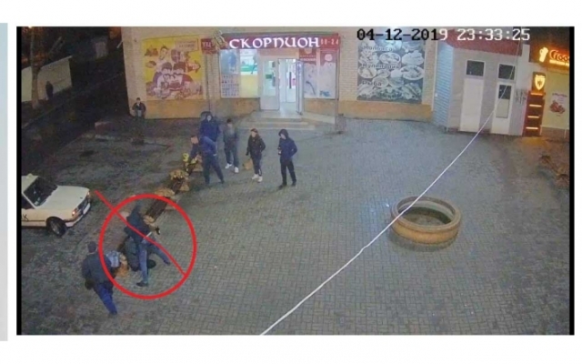 Фотофакт: В Запорожской области возле круглосуточного магазина произошла драка Фото № 3 Фотофакт: В Запорожской области возле круглосуточного магазина произошла драка Фото № 3