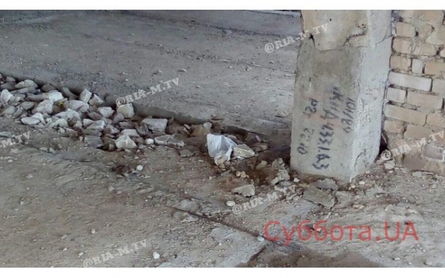 В Запорожской области мужчина нашел мешок с деньгами (ФОТО) Фото № 0 В Запорожской области мужчина нашел мешок с деньгами (ФОТО) Фото № 0
