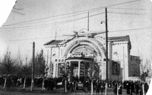 В сети показали серию неизвестных до того снимков города (ФОТО) Фото № 3 В сети показали серию неизвестных до того снимков города (ФОТО) Фото № 3