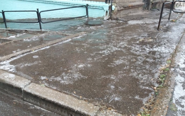 Запорожцы размещают фото и видео последствий гололеда в городе Фото № 1 Запорожцы размещают фото и видео последствий гололеда в городе Фото № 1