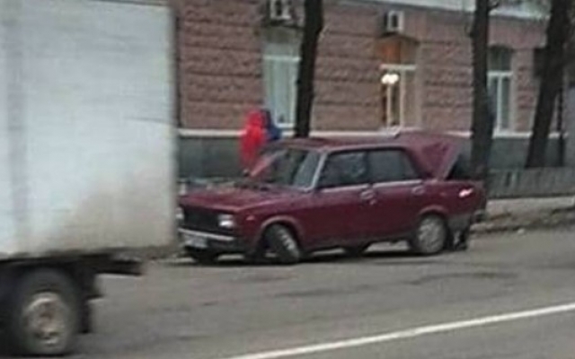 Возле ЗНУ у Возле ЗНУ у