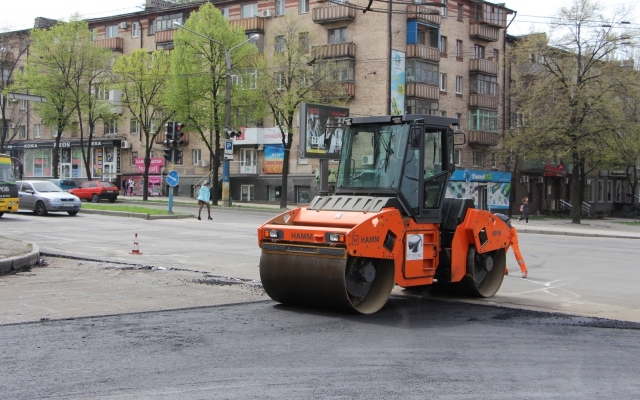 Как проходит ремонт дороги на улице Якова Новицкого (ФОТО) Фото № 3 Как проходит ремонт дороги на улице Якова Новицкого (ФОТО) Фото № 3