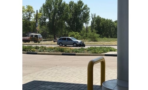 На Мелитопольском шоссе сбили женщину на мотоцикле (ФОТО) Фото № 1 На Мелитопольском шоссе сбили женщину на мотоцикле (ФОТО) Фото № 1
