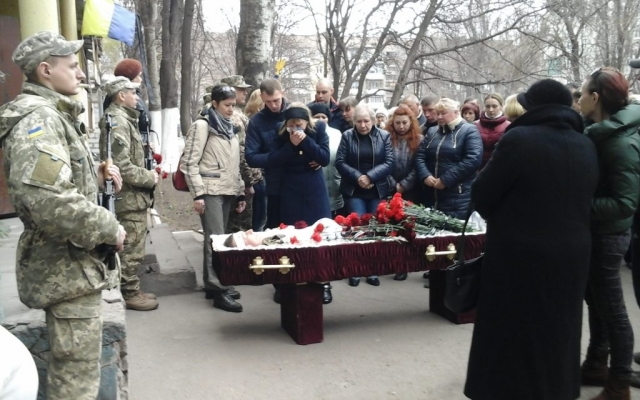 Фото: в Запорожье попрощались с погибшим военнослужащим Фото № 3 Фото: в Запорожье попрощались с погибшим военнослужащим Фото № 3