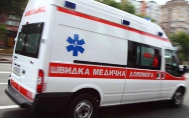 Девушка в Хортице оказалась на другой стороне обрыва (ВИДЕО) Фото № 0 Девушка в Хортице оказалась на другой стороне обрыва (ВИДЕО) Фото № 0