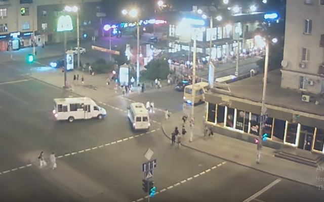 В сети опубликовали видео ДТП возле Макдоналдса, где сбили ребенка Фото № 0 В сети опубликовали видео ДТП возле Макдоналдса, где сбили ребенка Фото № 0