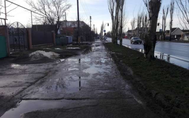 Дорога в школу вызывает шок. ФОТО Фото № 1 Дорога в школу вызывает шок. ФОТО Фото № 1
