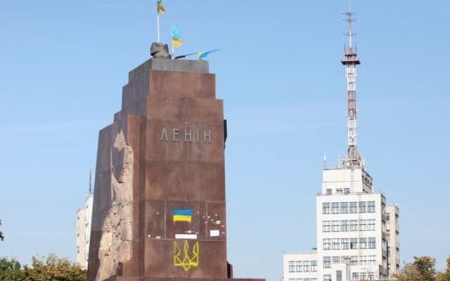 Запорожье лидирует в процессах декоммунизации Фото № 0 Запорожье лидирует в процессах декоммунизации Фото № 0