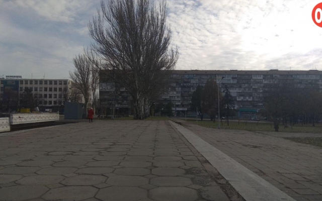 В центре Запорожья рушится плитка (ФОТО) Фото № 12 В центре Запорожья рушится плитка (ФОТО) Фото № 12