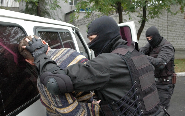 СБУ задержала запорожца, который готовил теракты по городам Украины Фото № 1 СБУ задержала запорожца, который готовил теракты по городам Украины Фото № 1