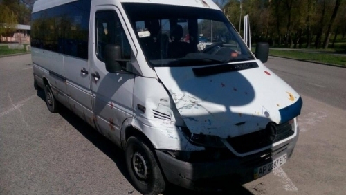 В Запорожье на Набережной маршрутка В Запорожье на Набережной маршрутка