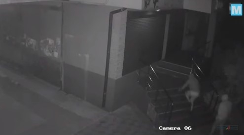 Подростки, совершившие серию взломов, попали на видео Фото № 0 Подростки, совершившие серию взломов, попали на видео Фото № 0
