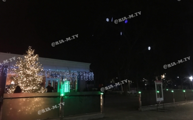 Фотофакт: Новогодние огоньки Фотофакт: Новогодние огоньки