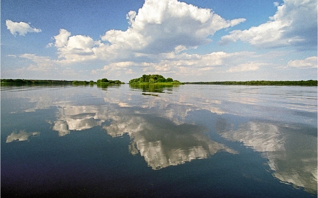 Запорожский фотограф показал завораживающий снимок Днепра (ФОТО) Фото № 0 Запорожский фотограф показал завораживающий снимок Днепра (ФОТО) Фото № 0