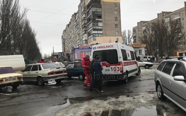 Возле Возле