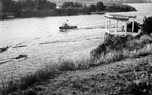 В сети появились удивительные фотоснимки любимого места запорожцев Фото № 13 В сети появились удивительные фотоснимки любимого места запорожцев Фото № 13