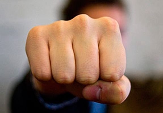 Запорожца хотят посадить на срок до 5 лет за удар в лицо Фото № 0 Запорожца хотят посадить на срок до 5 лет за удар в лицо Фото № 0