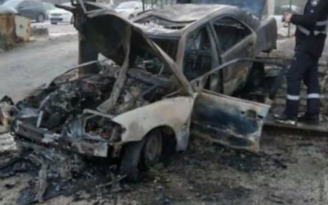 Машина сгорела дотла: Появились подробности утренней аварии в Запорожье (ФОТО, ВИДЕО) Фото № 0 Машина сгорела дотла: Появились подробности утренней аварии в Запорожье (ФОТО, ВИДЕО) Фото № 0