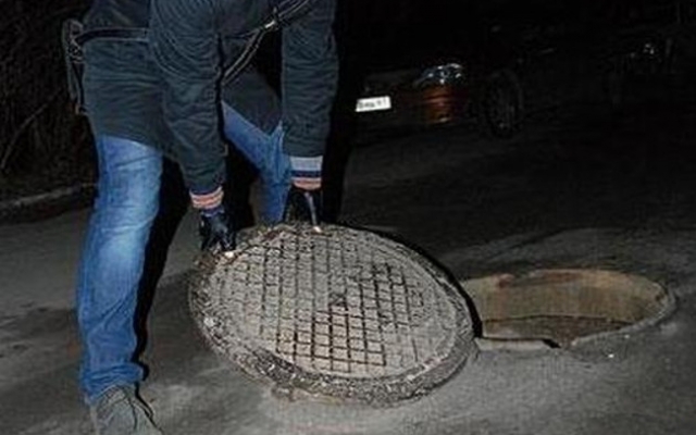 В Запорожье задержали скупщика краденного коммунального имущества Фото № 0 В Запорожье задержали скупщика краденного коммунального имущества Фото № 0