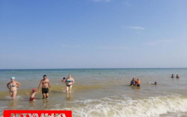 Фотофакт: На популярном запорожском курорте погода радует отдыхающих Фото № 1 Фотофакт: На популярном запорожском курорте погода радует отдыхающих Фото № 1